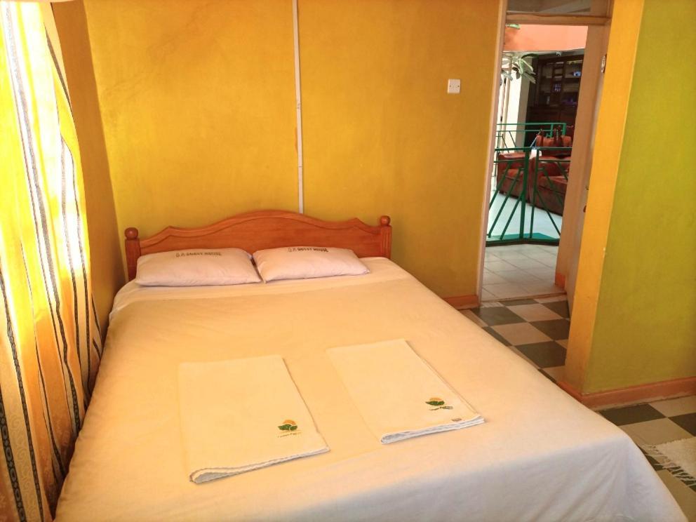 New Green Pastures Guest House Eldoret Esterno foto